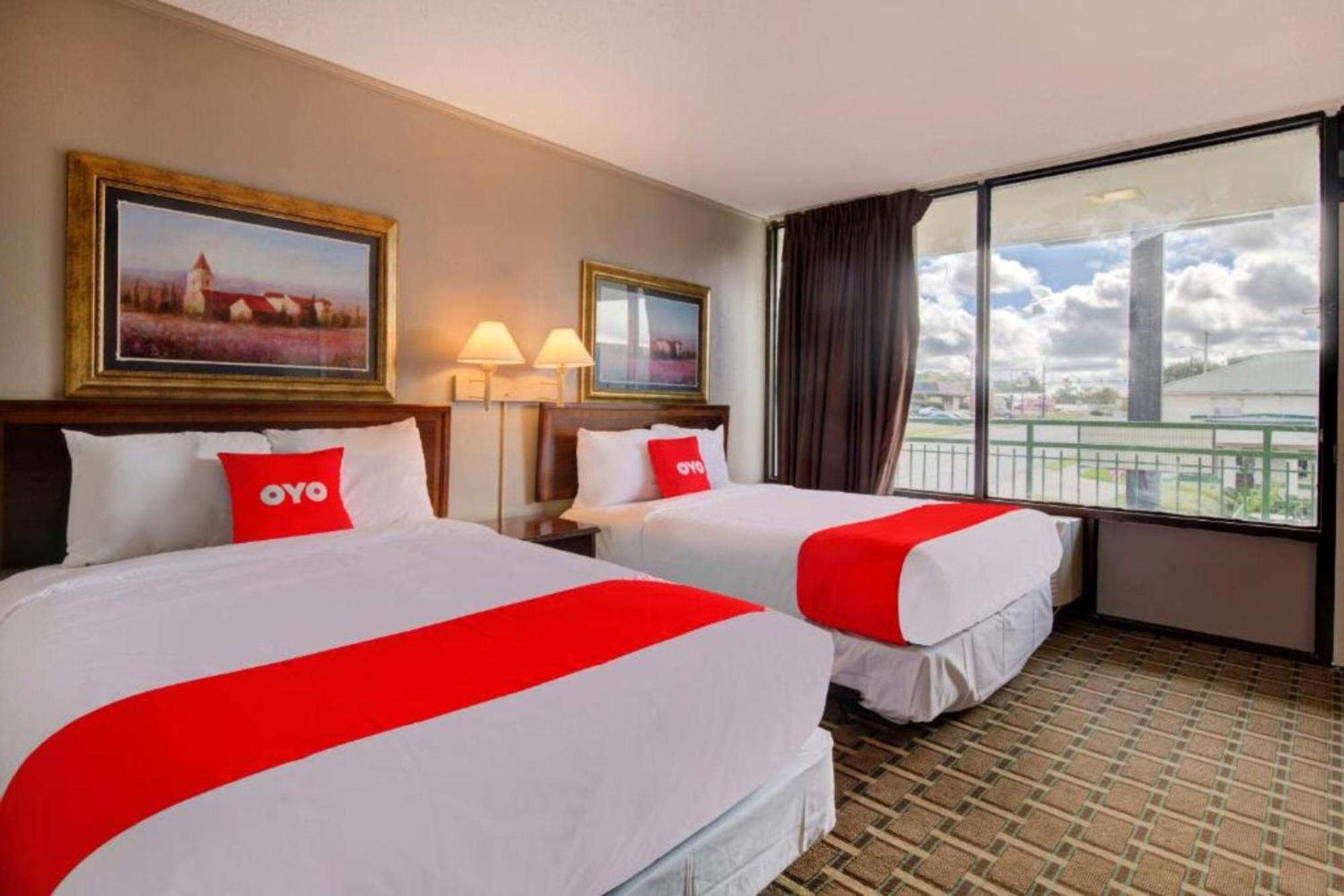 Oyo Hotel Douglas Ga Us-441 Екстер'єр фото